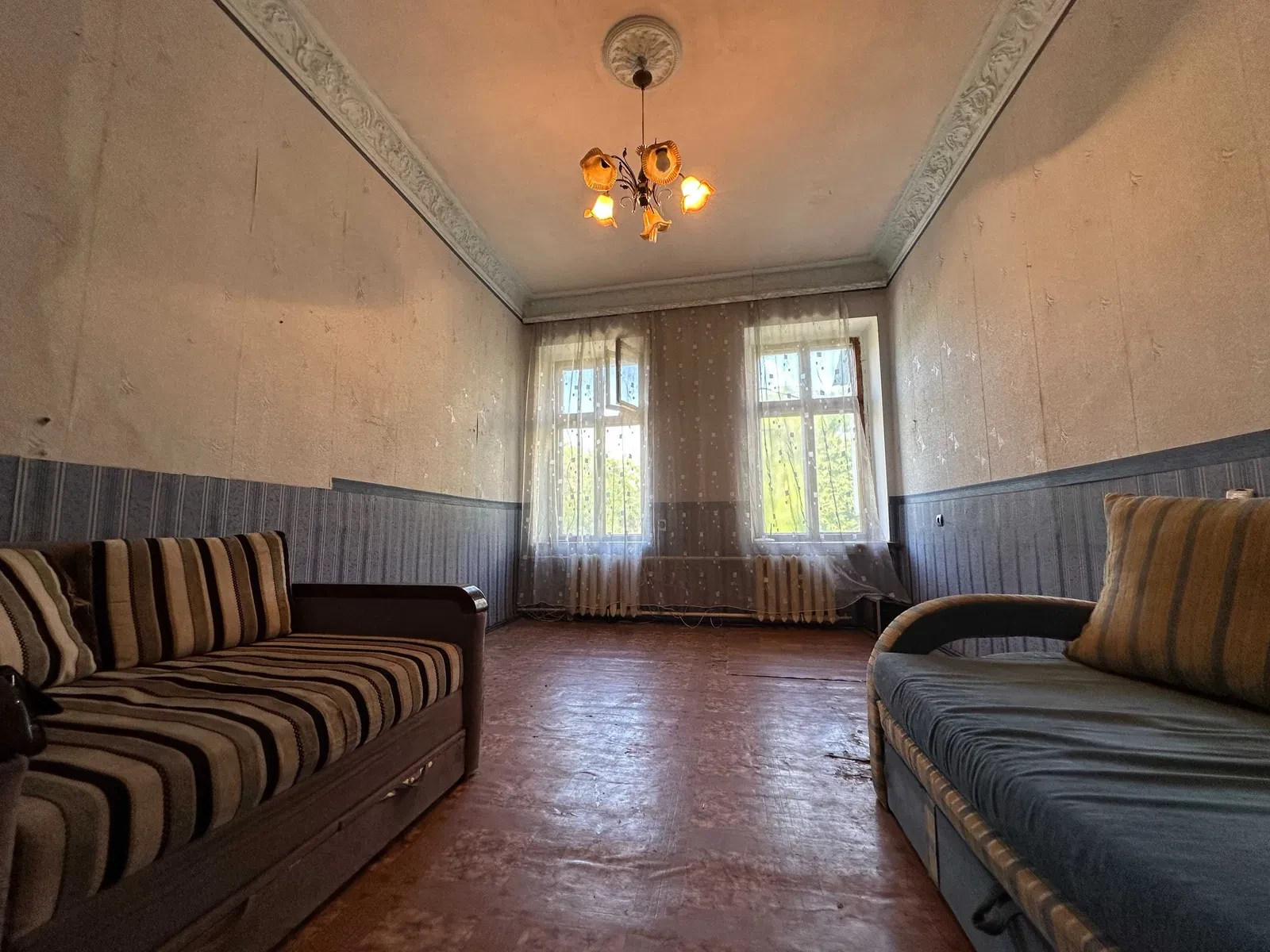 2-кімнатна квартира, Хаджибейський: роздільні кімнати, 5 хв до центру - фото 1