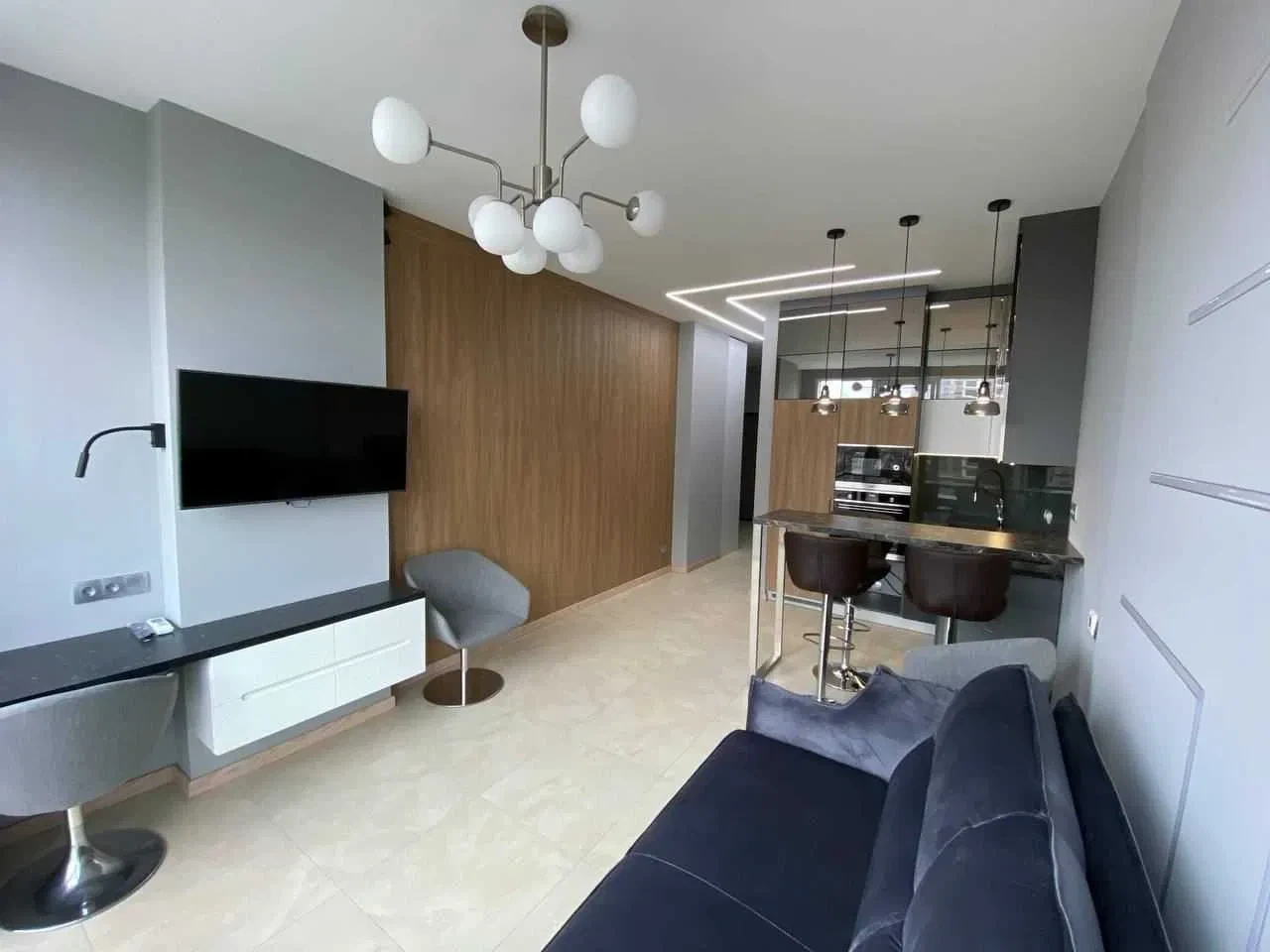 Студія у ЖК Smart Plaza Obolon: генератор, метро Мінська за 1 хв