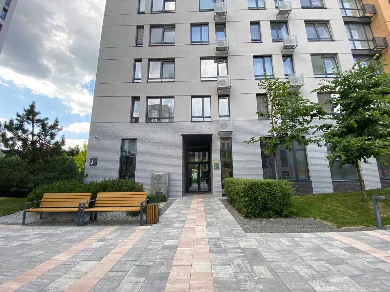 1-кімнатна квартира у ЖК Файна Таун: вода й опалення без світла, євроремонт