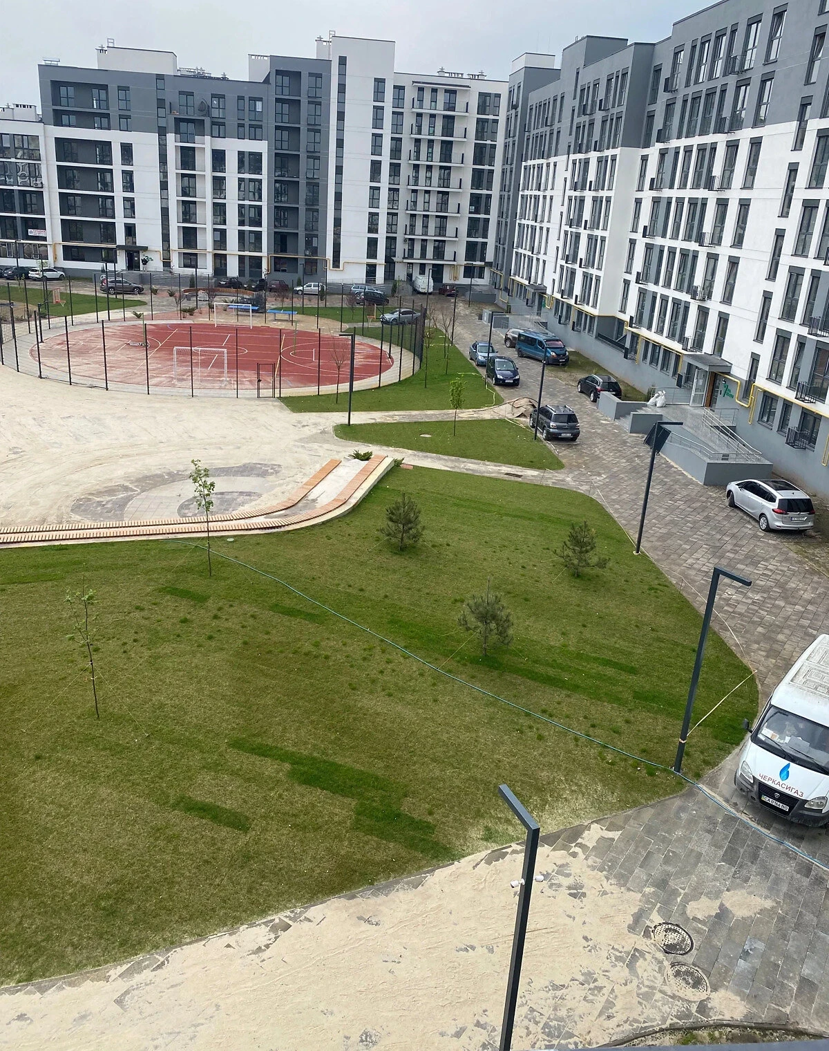 2-комнатная квартира, Митница: дизайнерский ремонт, панорамные окна - фото 2