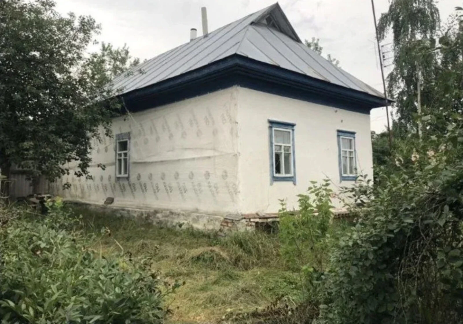 Будинок, Стольне: криниця, господарська будівля - фото 1