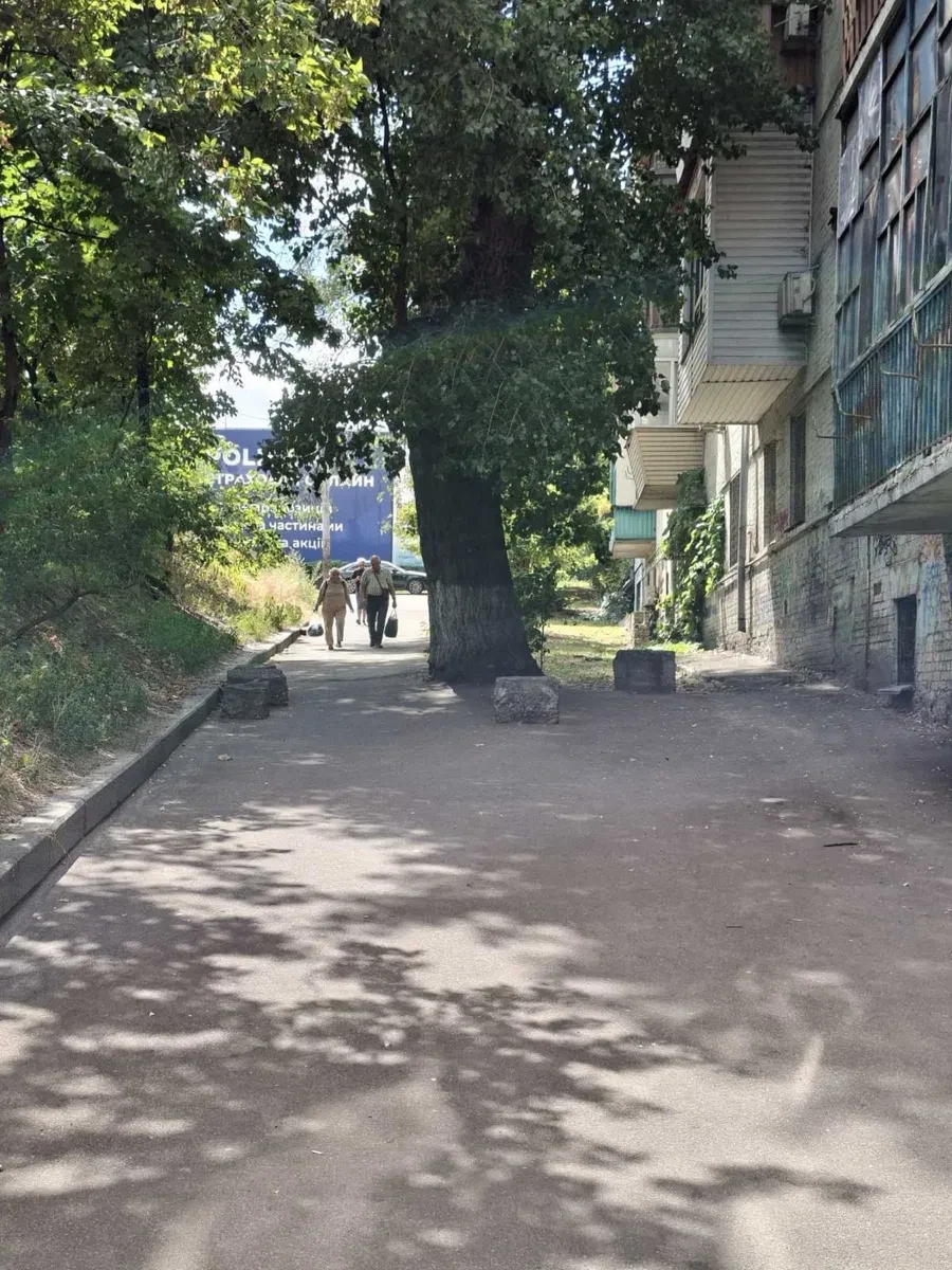 Фасадне приміщення, Подільський: метро Почайна, ремонт - фото 4
