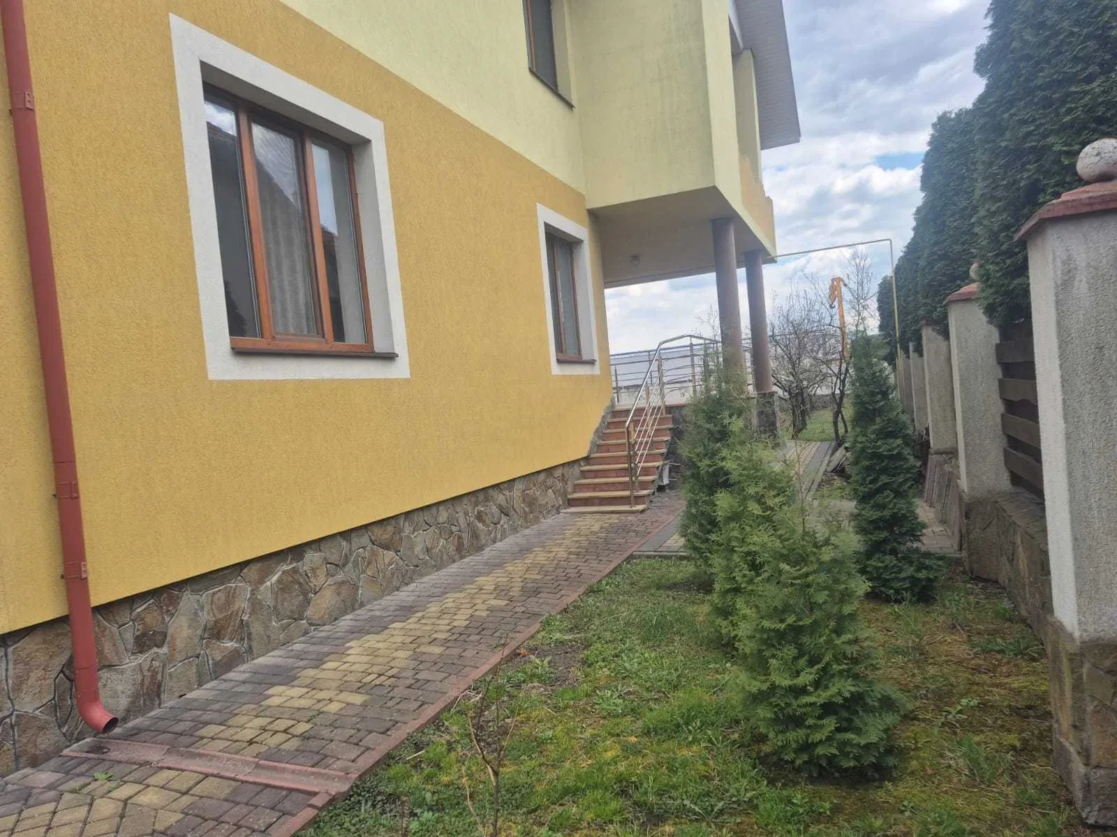 Будинок, Угринів: дизайнерський ремонт, гараж на 2 авто, фото 4