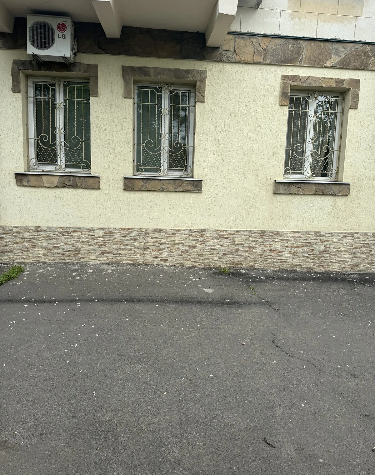 3-кімнатна квартира, Заводський: торг можливий, переуступка - фото 1