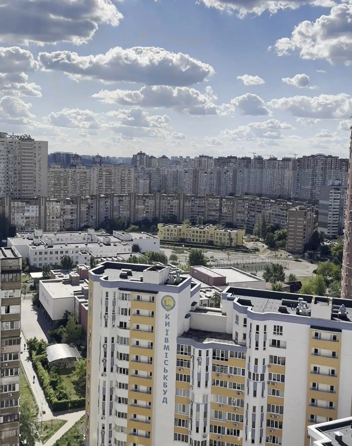 2-кімнатна квартира, Позняки: кухня-студія, резервне живлення, фото 2
