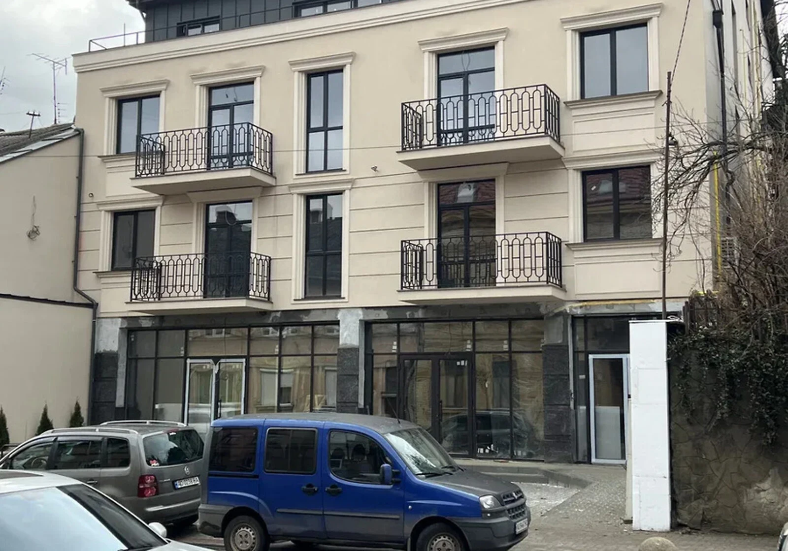 2-кімнатна квартира, Ужгород: потребує ремонту, тепла підлога - фото 1
