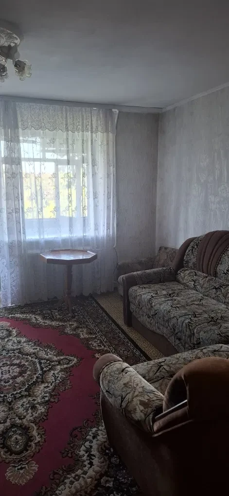 2-кімнатна квартира, Центрально-Міський: вікна на парк, два балкони - фото 1
