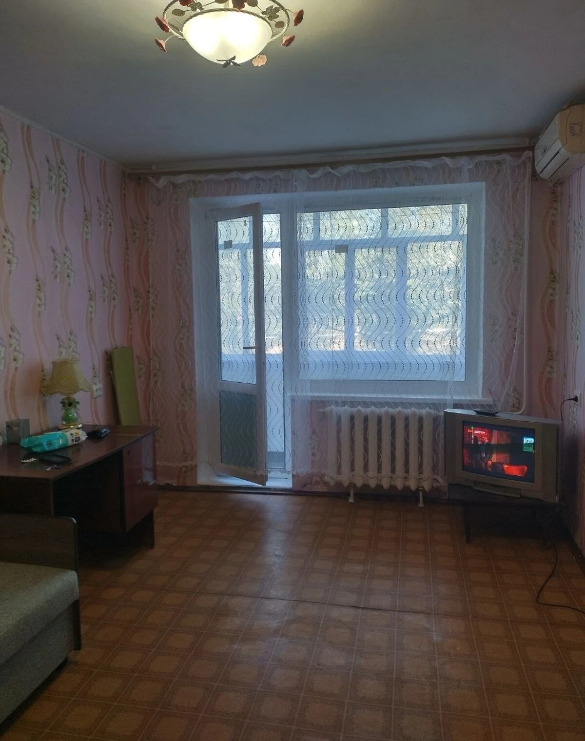 1-кімнатна квартира, Корабельний: косметичний ремонт, цегляні стіни - фото 2