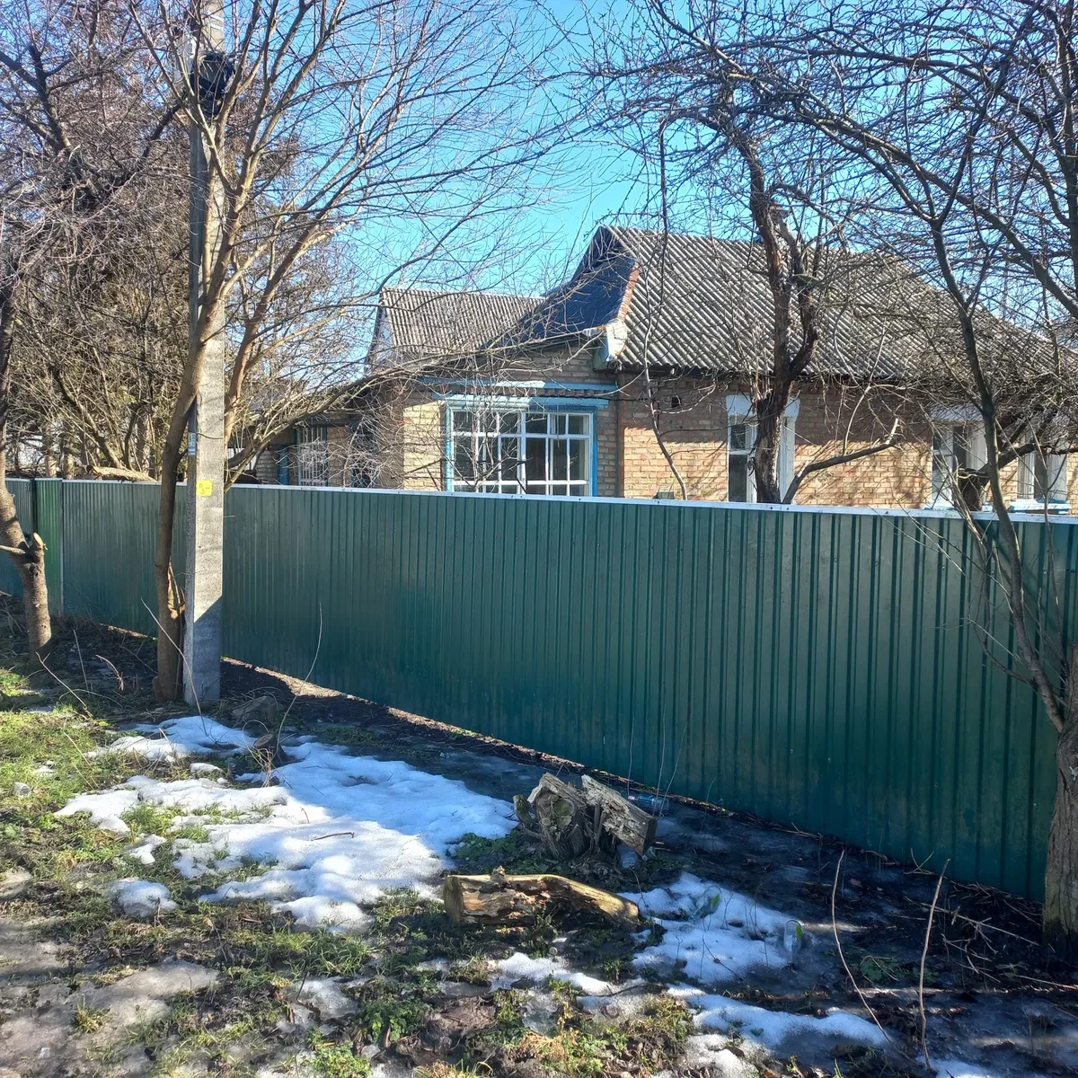 Будинок, Зазим'я: ділянка 25 соток під забудову, газ і свердловина