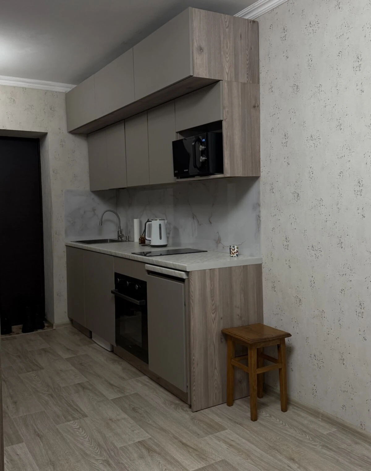 1-кімнатна квартира, Новоселівка: євроремонт, вода й опалення без світла - фото 2
