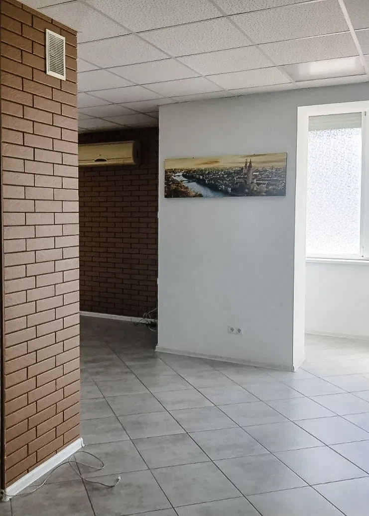 Офіс у ЖК Графський: окремий вихід у двір, 2 кондиціонери - фото 3