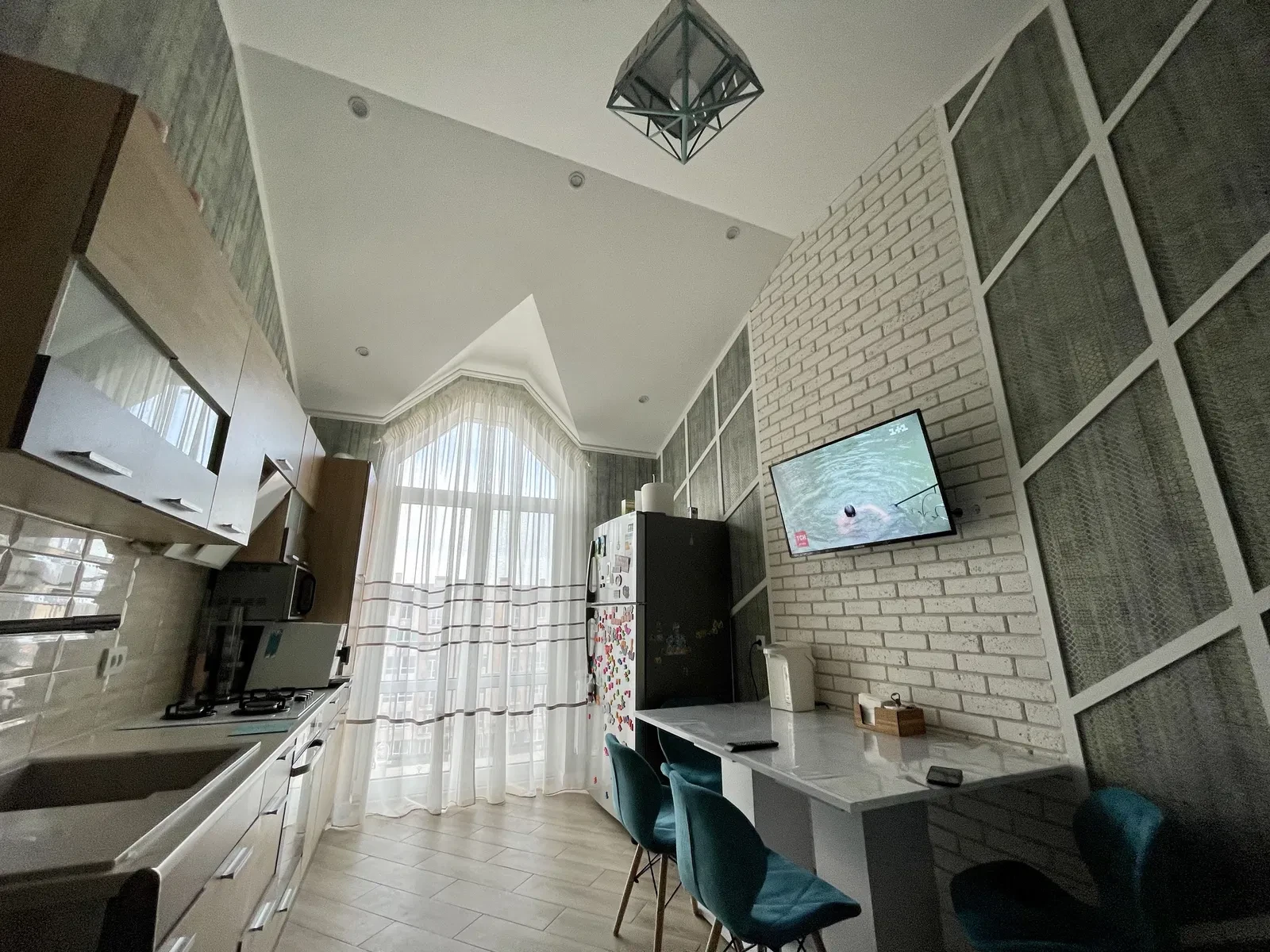 Дворівнева квартира у ЖК Якоря: авторський ремонт, кухня 20 м² - фото 4