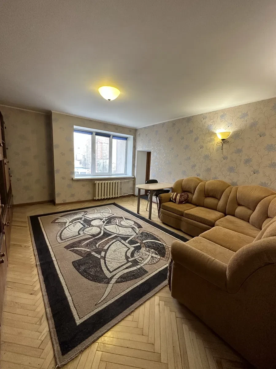 2-кімнатна квартира, Голосіївський: інтернет і вода без світла - фото 1