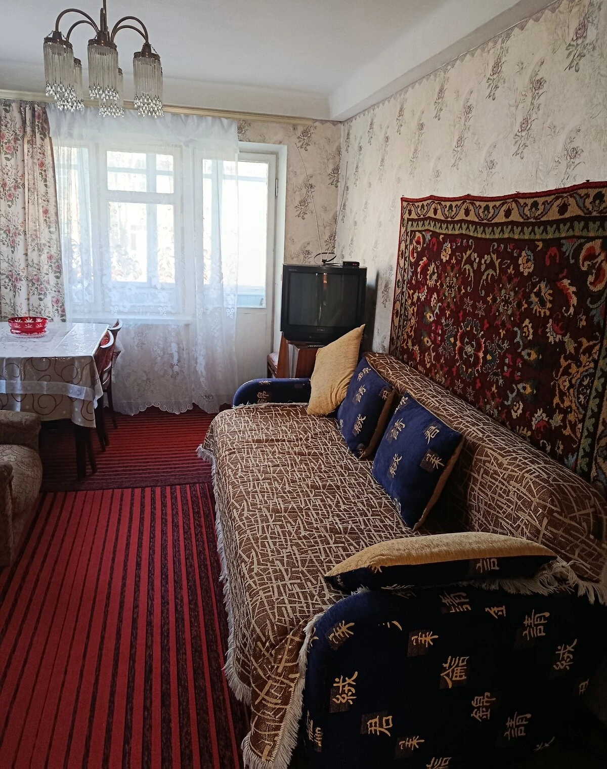 2-кімнатна квартира, Солом'янський: опалення без світла, без маленьких дітей - фото 1