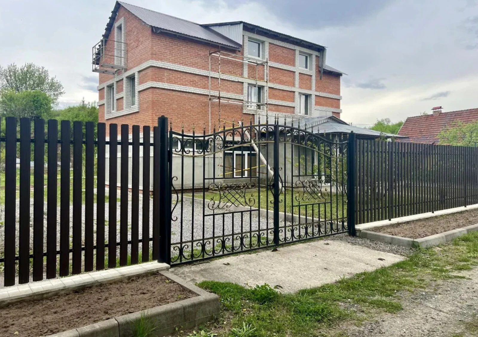 Будинок, Вакулеці: свердловина, ділянка 10 соток