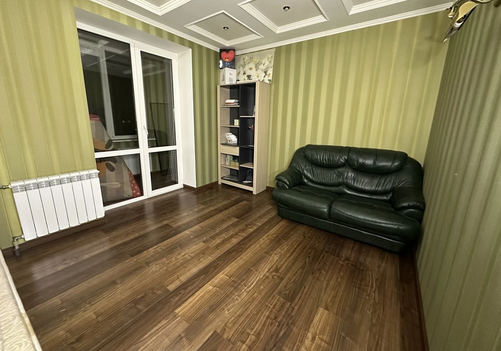 4-кімнатна квартира, Автозаводський: паркомісце, камін - фото 4