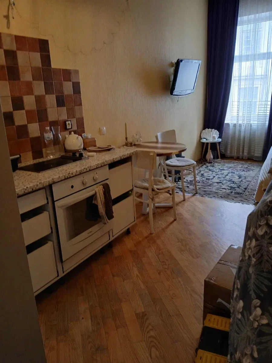 Смарт-квартира, Галицький: світло під час відключень, євроремонт - фото 1