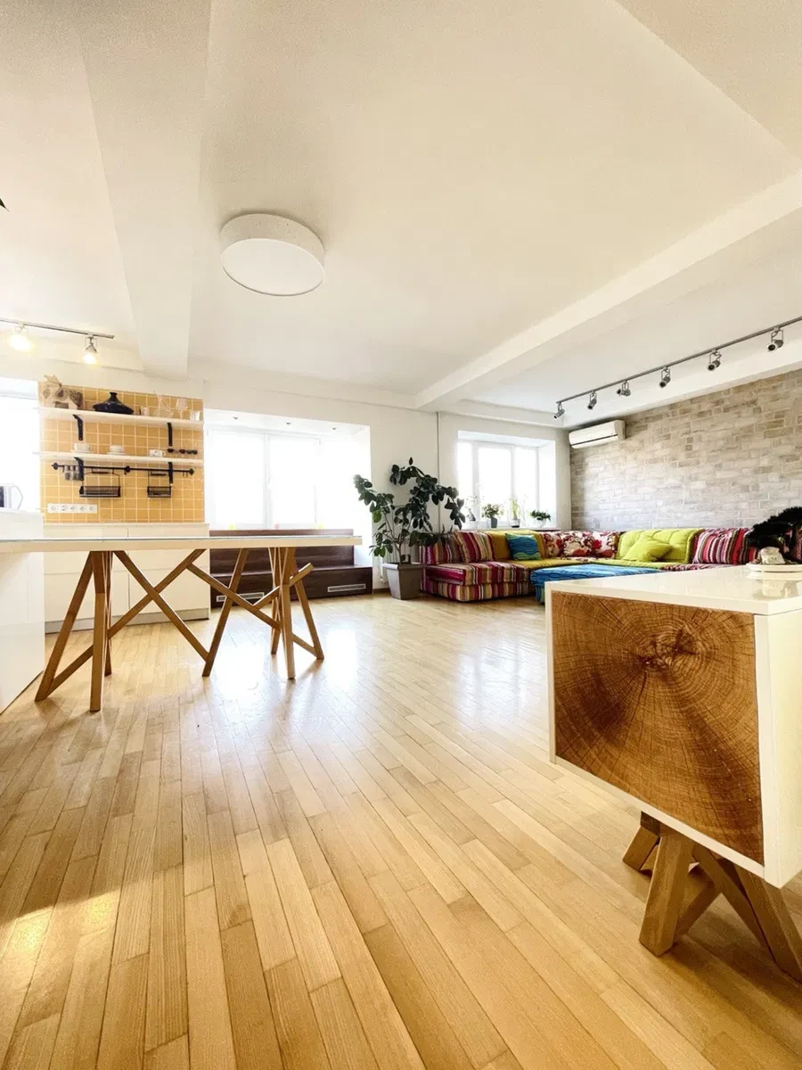 3-кімнатна квартира, Печерський: вид на Лавру, кухня-студія 45 м² - фото 4