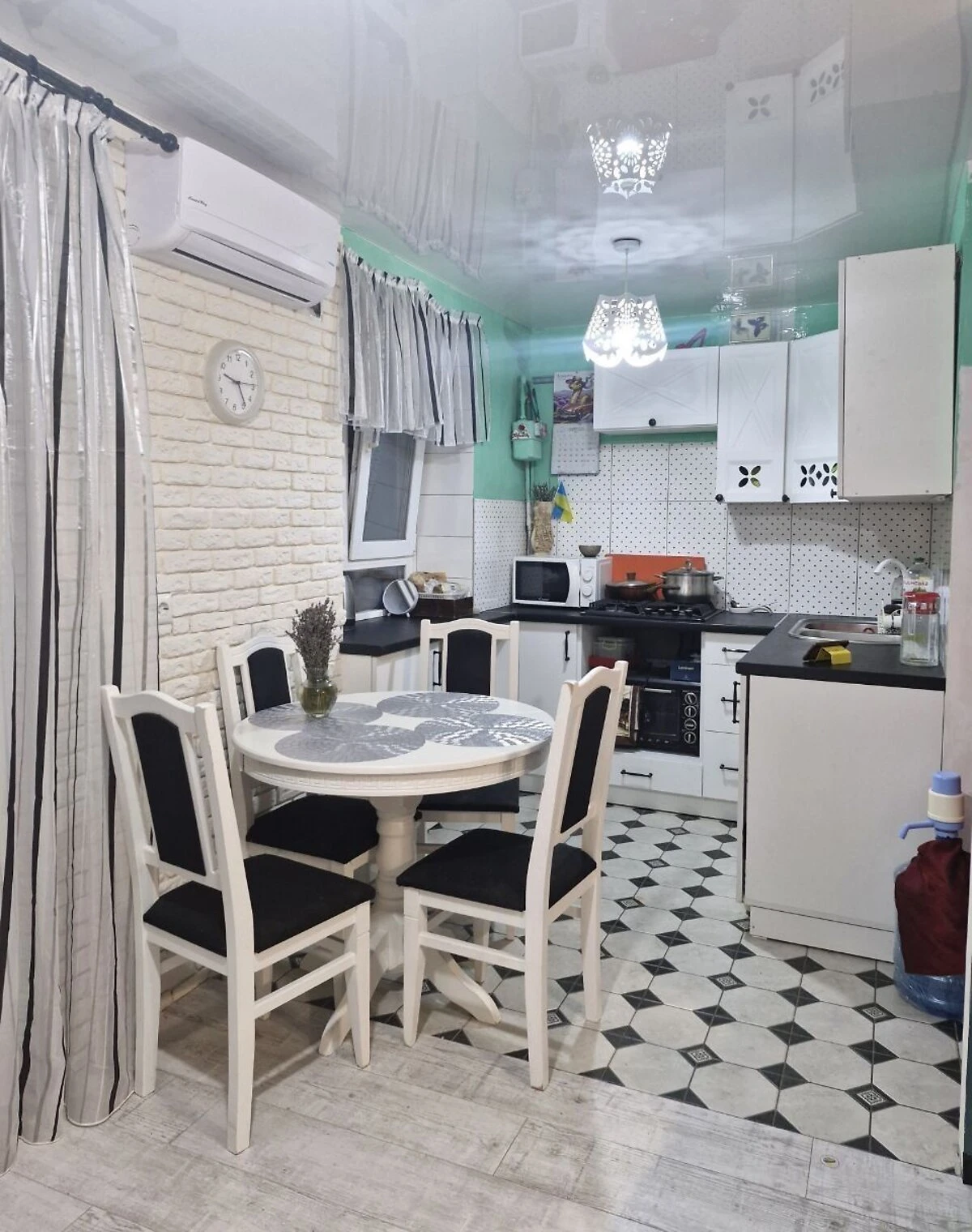 3-кімнатна квартира, Крюківський: кухня-студія, євроремонт, фото 2