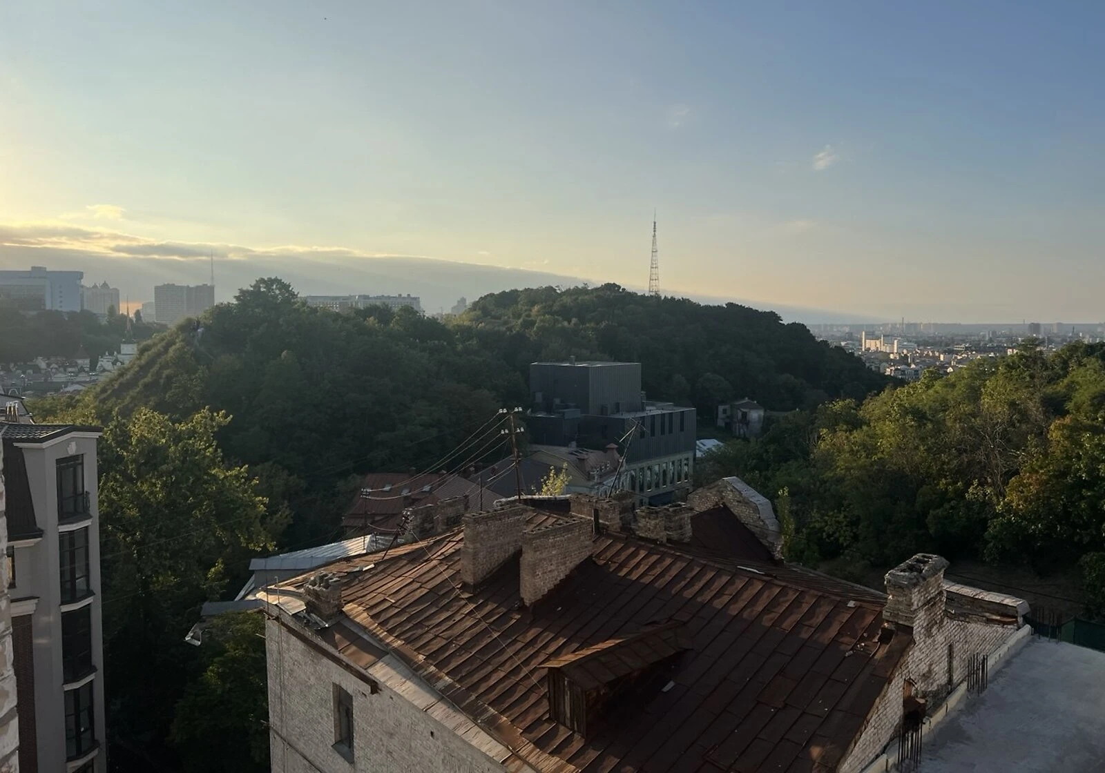 1-комнатная квартира, Подол: кухня-студия, лифт и вода без света - фото 1