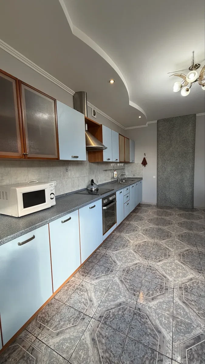 1-комнатная квартира, Бровары: кухня 18,1 м², готова к заселению - фото 1