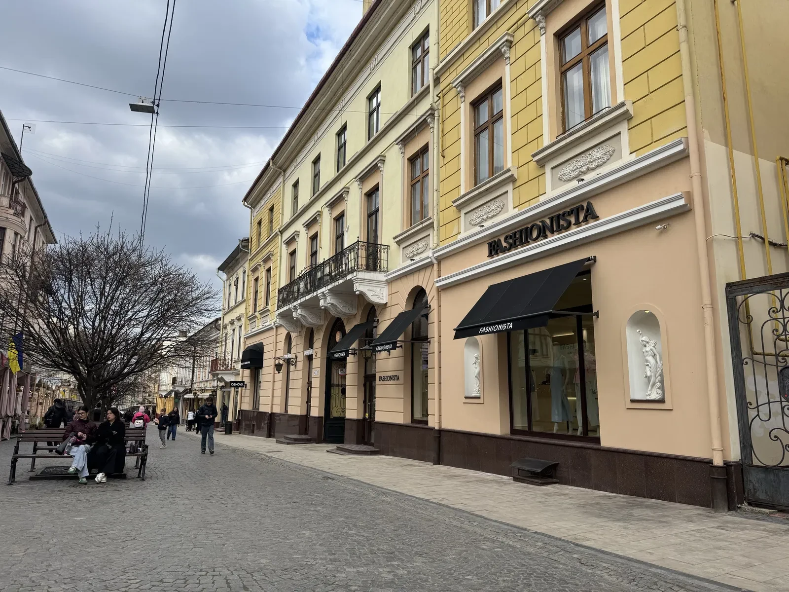 Приміщення, Чернівці: фасадне, з ремонтом, паркувальне місце - фото 2