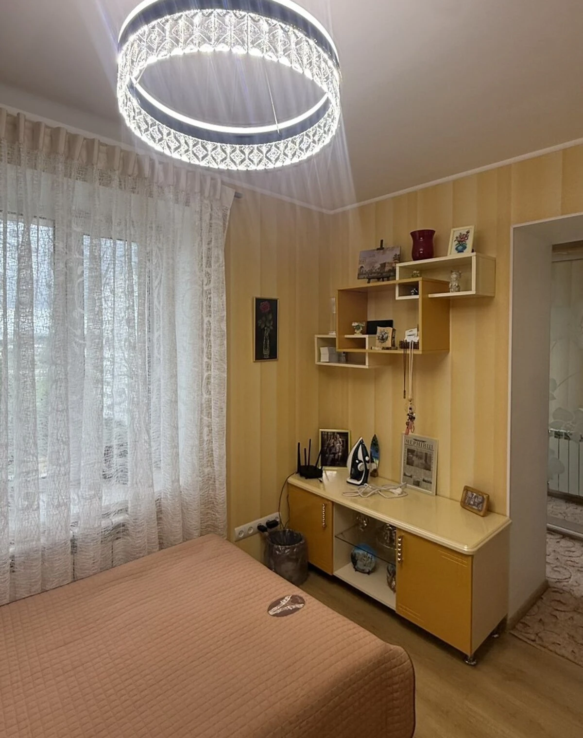 3-кімнатна квартира, Корбутівка: дизайнерський ремонт, цегляні стіни - фото 3