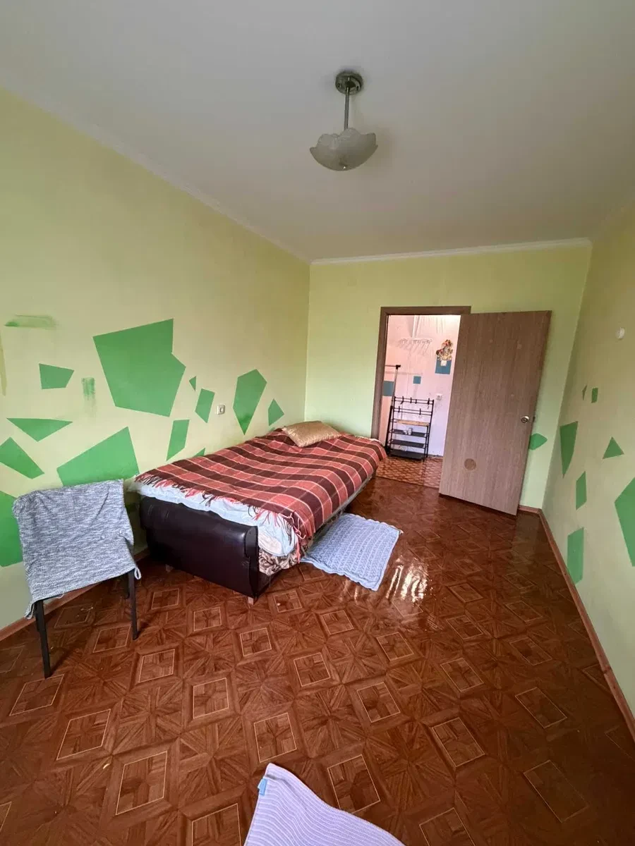 2-кімнатна квартира, Комунарський: можна з тваринами, два балкони - фото 3