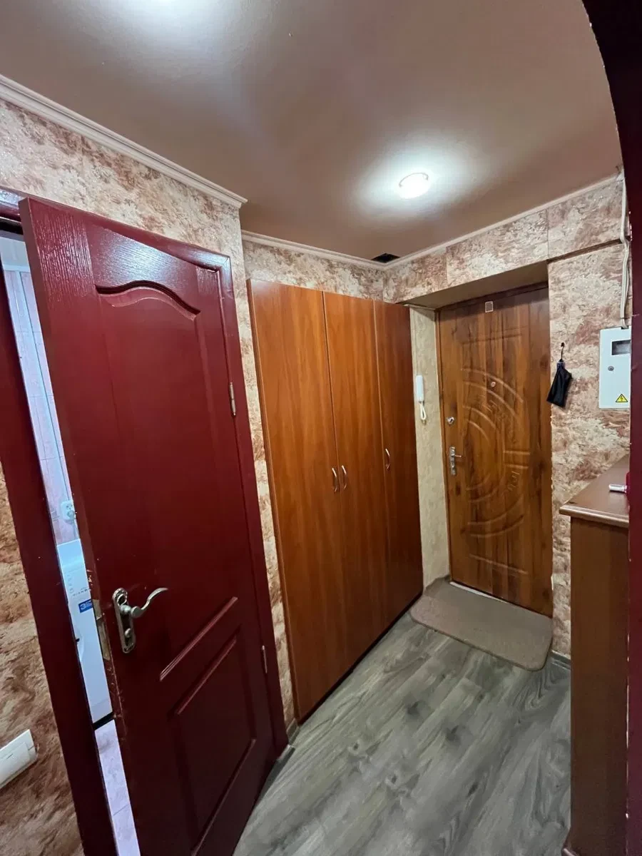 1-кімнатна квартира, Шевченківський: гаряча вода без світла, паркомісце, фото 2