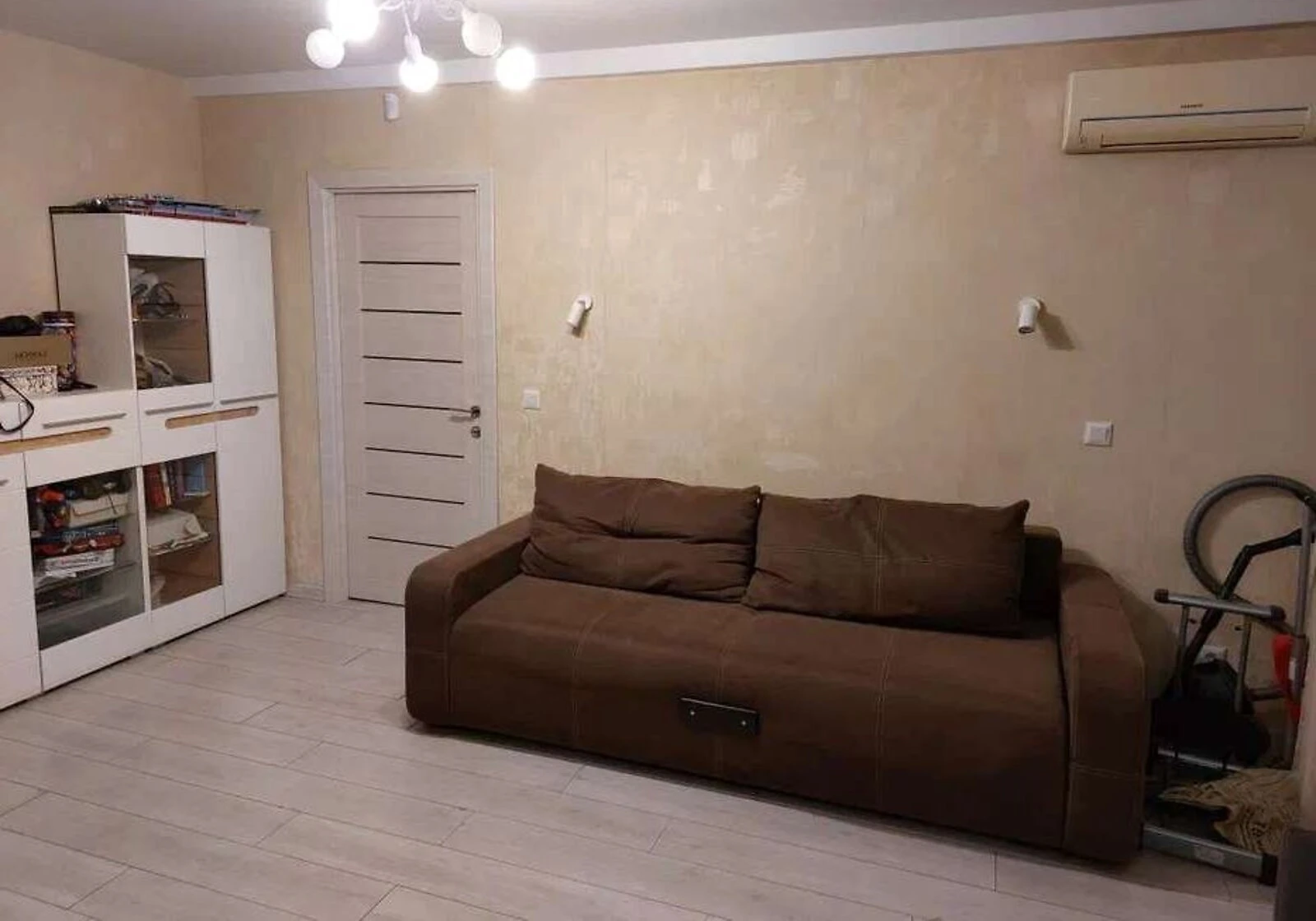 2-кімнатна квартира, Нивки: кухня-студія, метро Нивки - фото 3