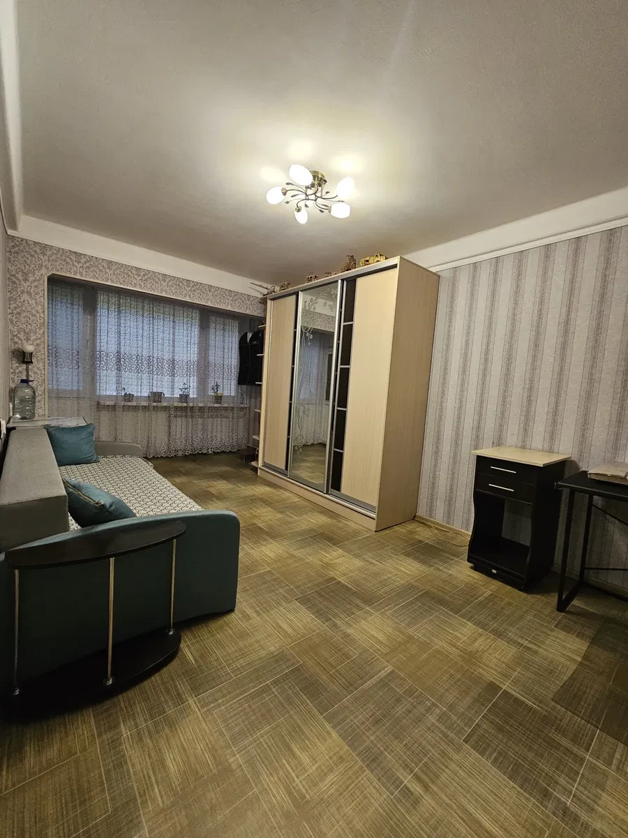 1-комнатная квартира, Святошинский: транспорт до метро Академгородок