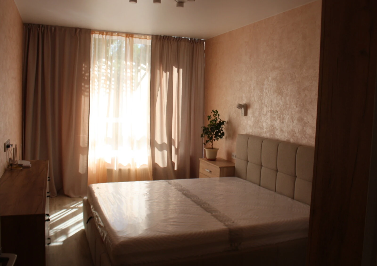 1-кімнатна квартира, Теремки-1: резервне живлення, укриття в будинку - фото 1
