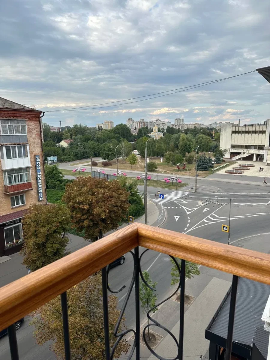 2-кімнатна квартира, Чернігів: авторський ремонт, нові меблі й техніка - фото 2
