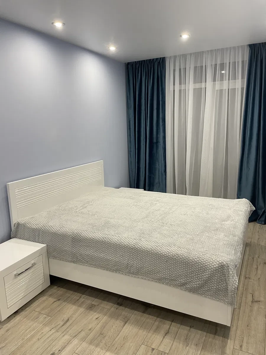 2-кімнатна квартира у ЖК Cinema Hause: коворкінг і мінікінотеатр - фото 1