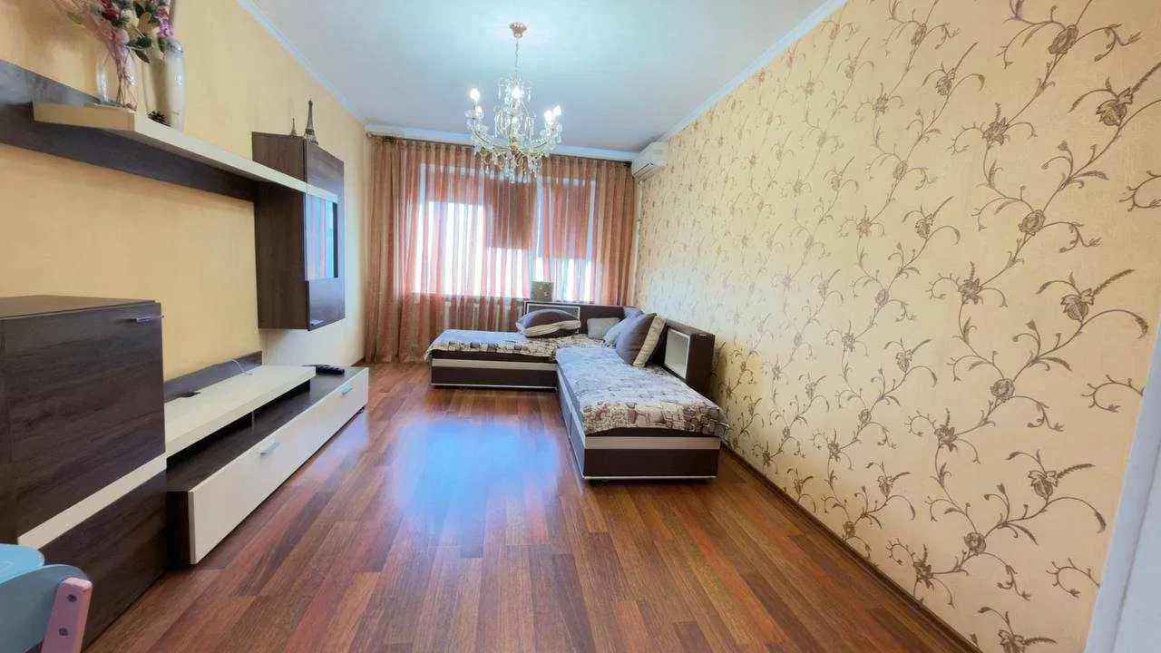 3-кімнатна квартира, Чорноморськ: 5 місць, 15 хв до моря - фото 3