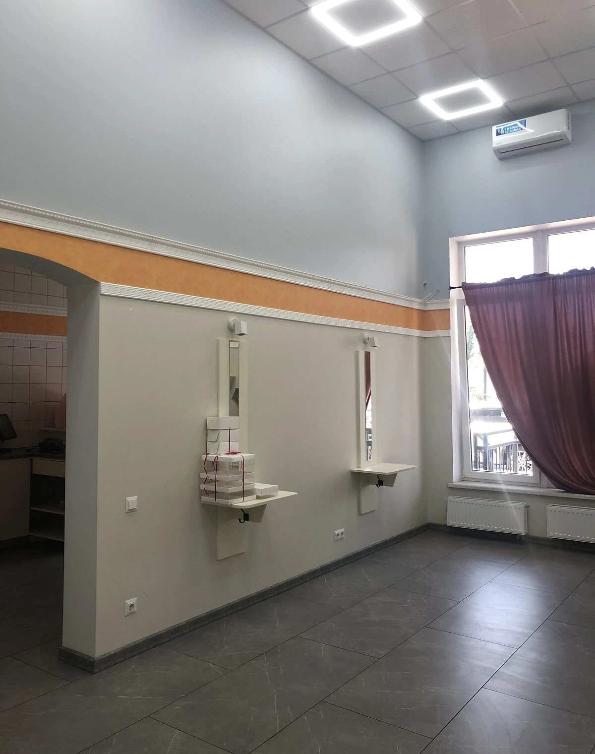 Приміщення, Київський: фасадне, дизайнерський ремонт, під салон краси - фото 4