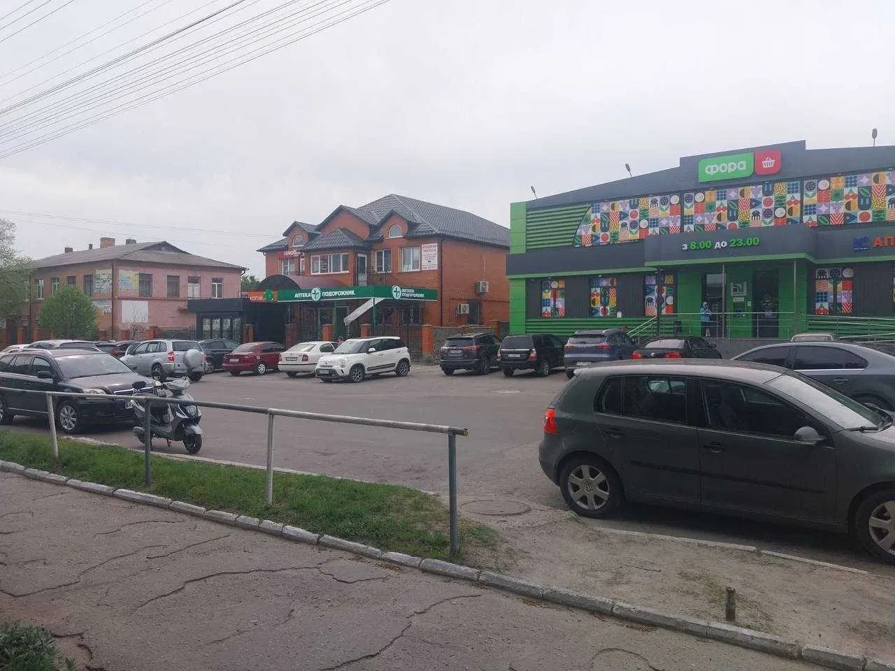 Приміщення, Тараща: автономне живлення, фасадний вхід, ремонт, фото 3