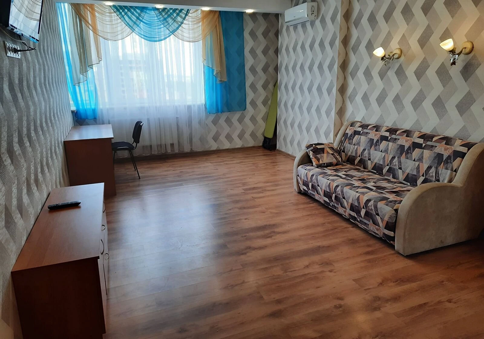 1-кімнатна квартира, Теремки-1: євроремонт, метро Теремки - фото 1