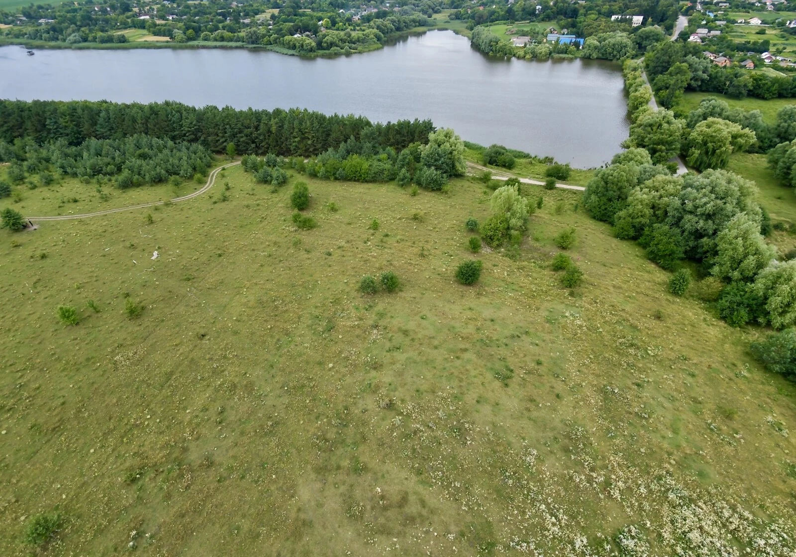 Ділянка 30 соток, Водички: під житлову забудову, природне озеро - фото 2