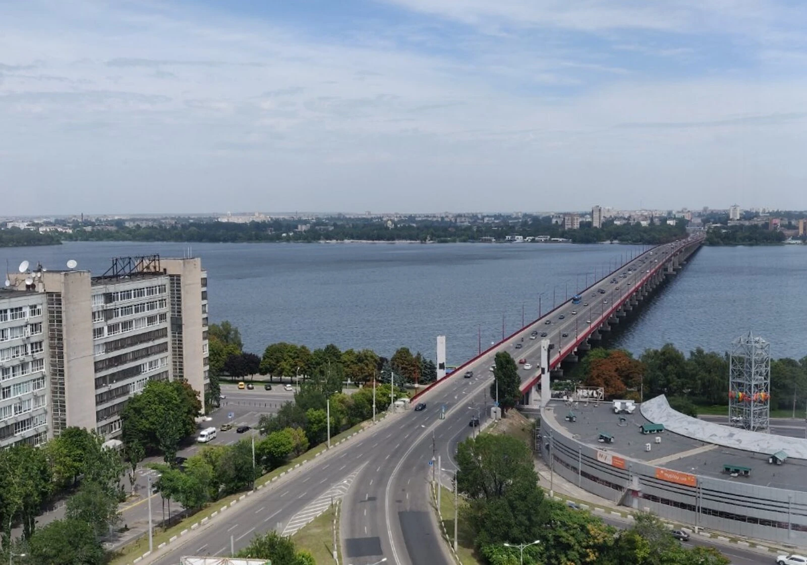 2-кімнатна квартира, Центр: кухня-студія, опалення без світла - фото 1