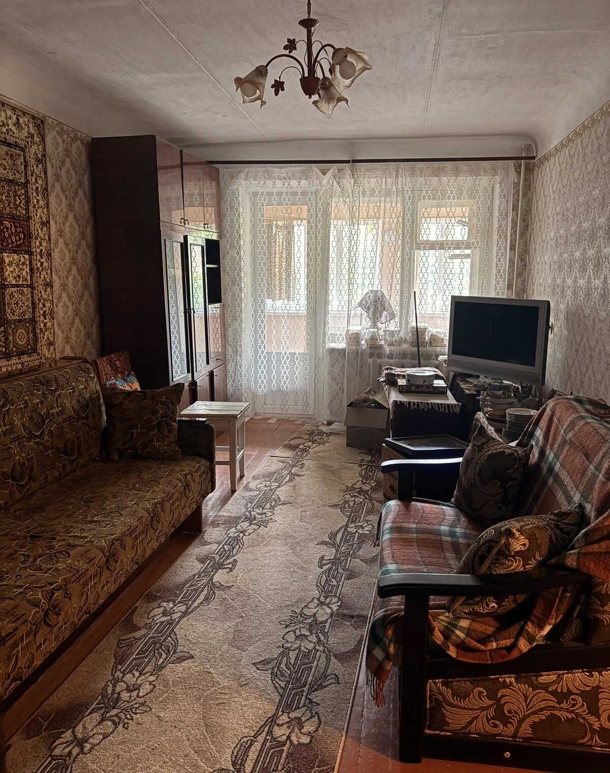 2-комнатная квартира, Правый Подол: косметический ремонт, балкон, фото 2
