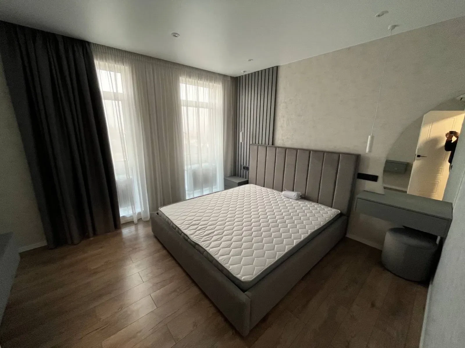 Таунхаус у ЖК Beverly Hills Residence: генератор, тераса з барбекю - фото 2