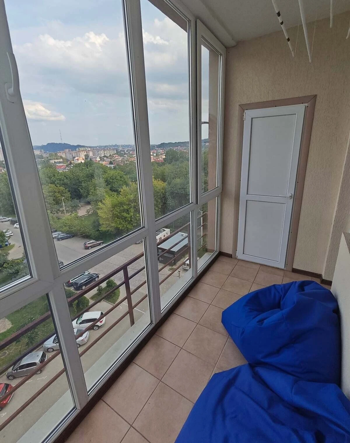 2-кімнатна квартира, Голоско: панорамні вікна, закритий двір - фото 5