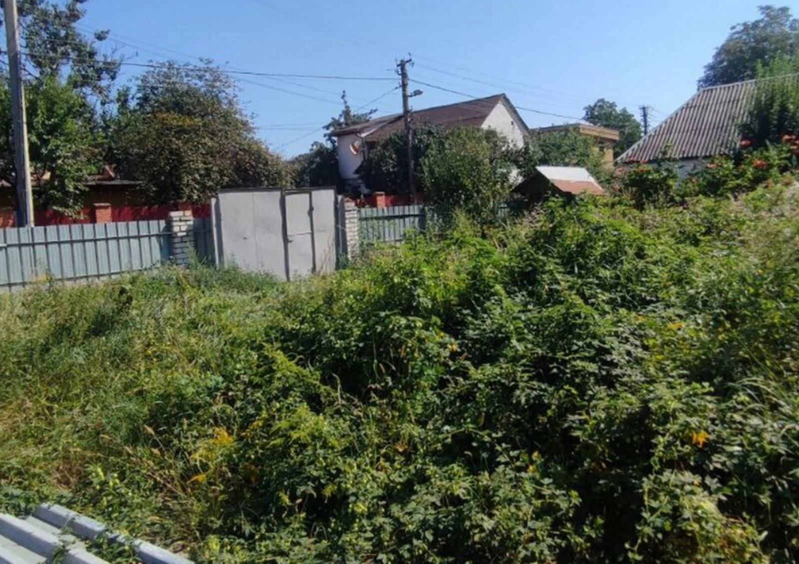 Ділянка 10 соток, Жуляни: під житлову забудову, є будинок - фото 3
