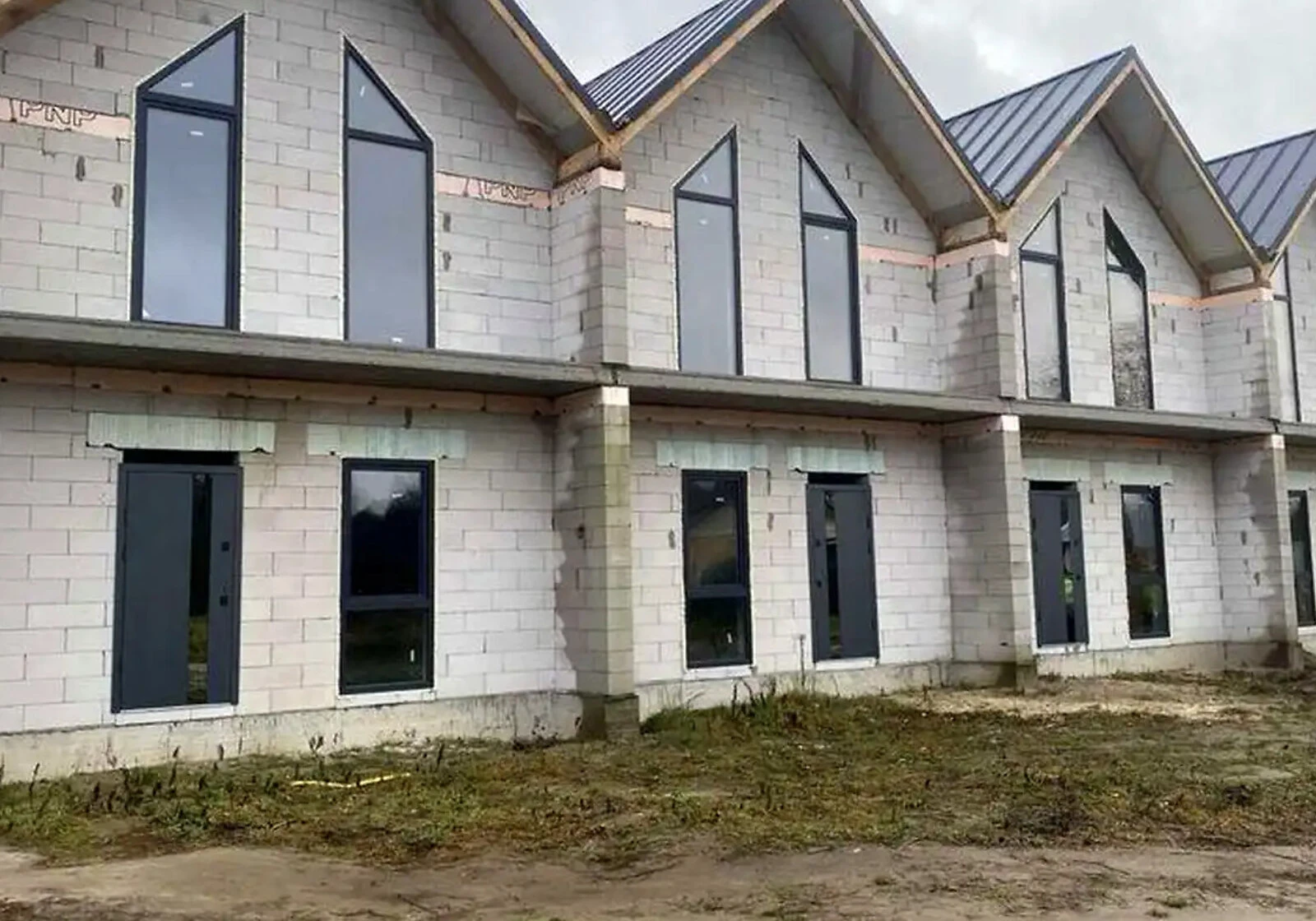Таунхаус, Славута: цегляні стіни - фото 1
