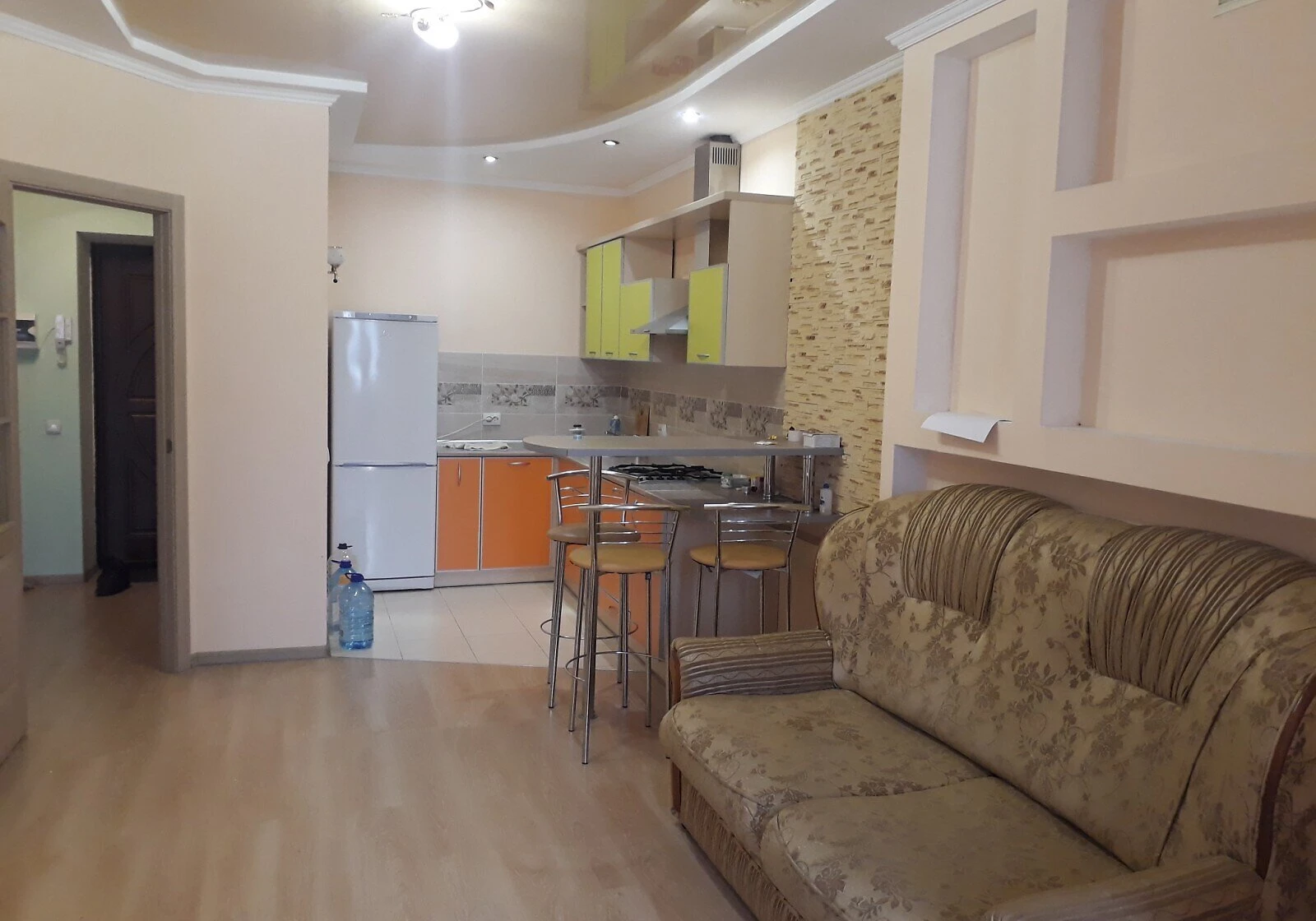 1-кімнатна квартира, Київська: кухня-студія, закритий двір - фото 1