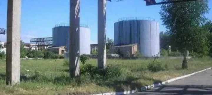 Ділянка 11 000 соток, Квасилів: нафтобаза, резервуари - фото 2