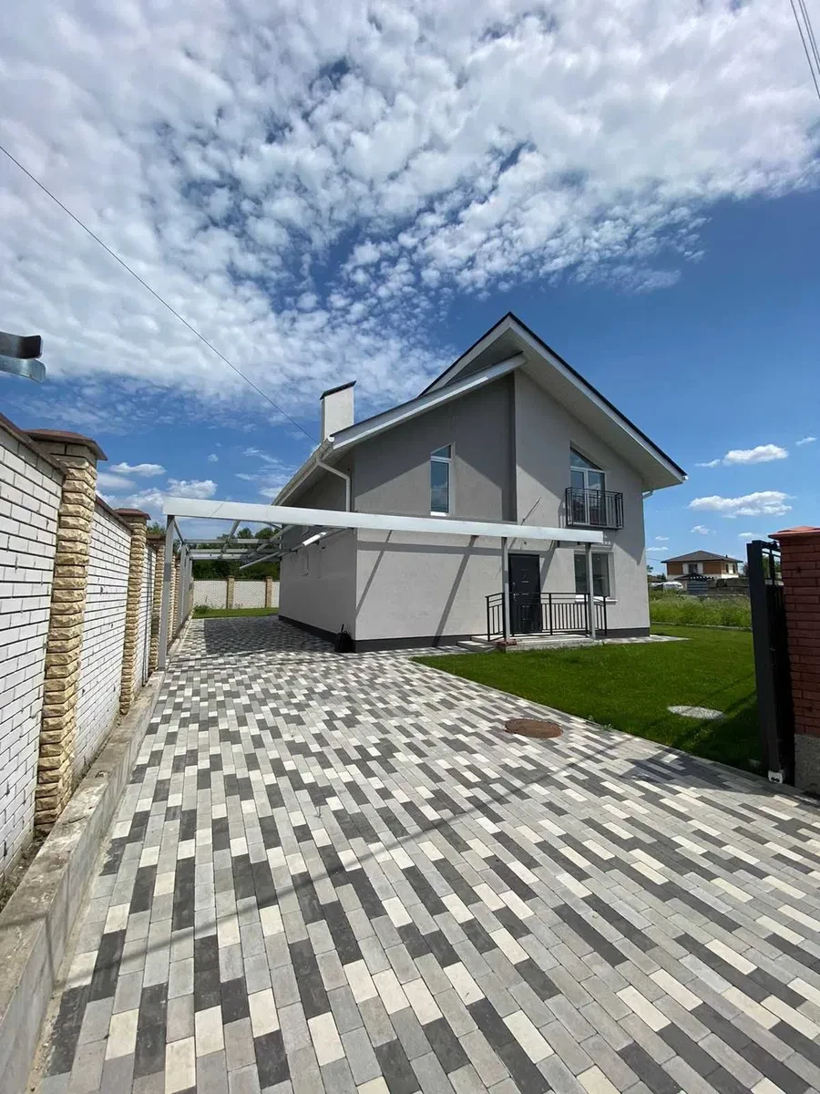 Котедж, Осокорки: озеро Мартишів 100 м, тераса, євроремонт - фото 1