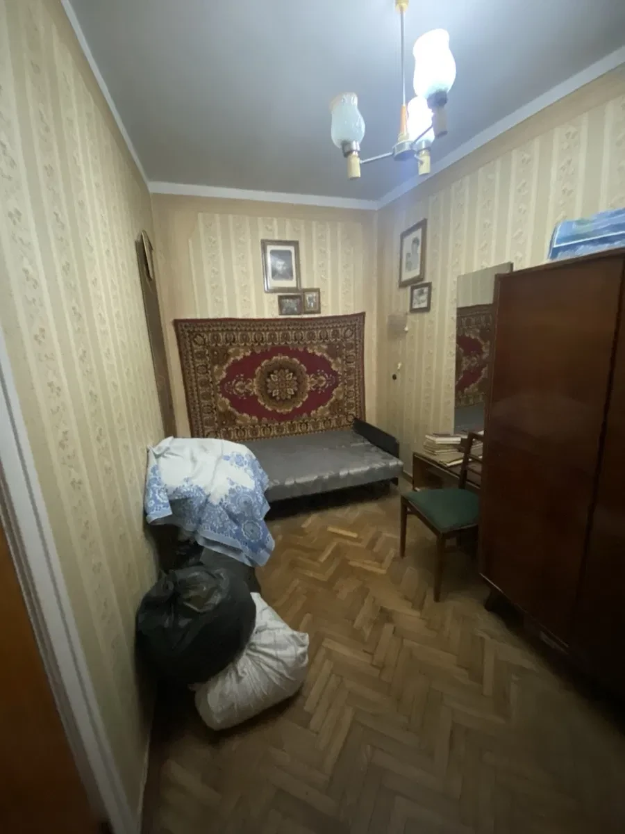 3-кімнатна квартира, Шевченківський: метро Берестейська, хрущовка