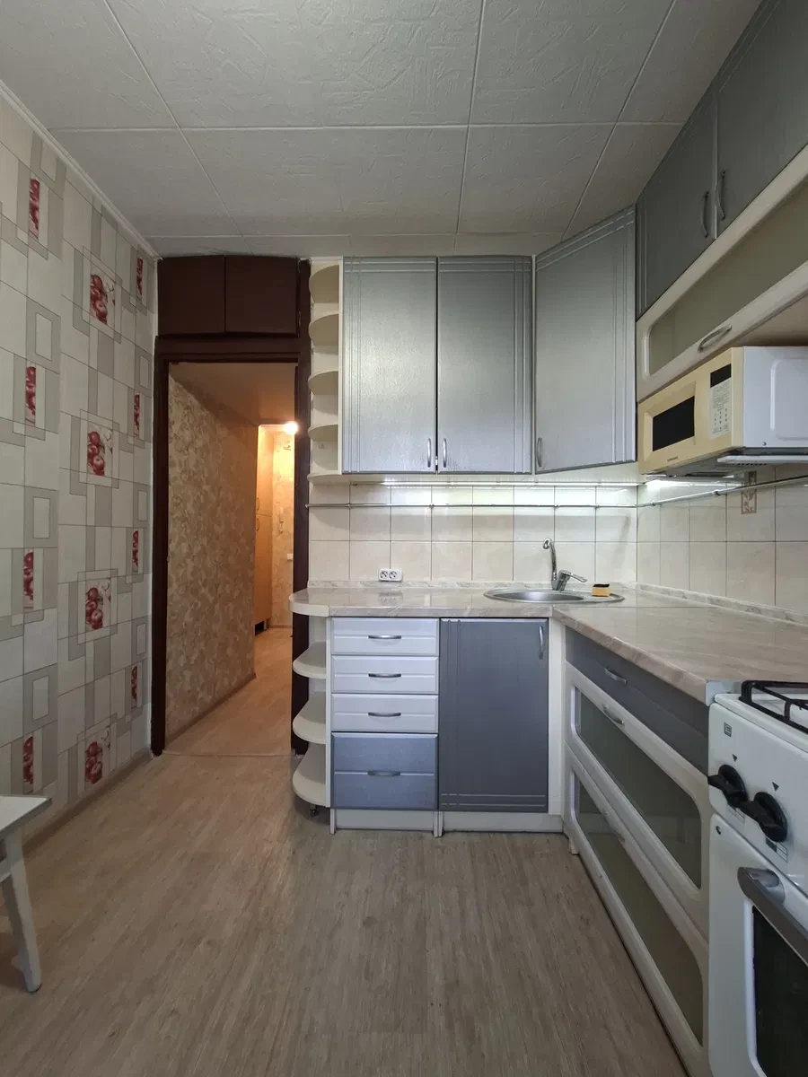 Гостинка, Святошинський: меблі й техніка в комплекті, матова кухня - фото 2